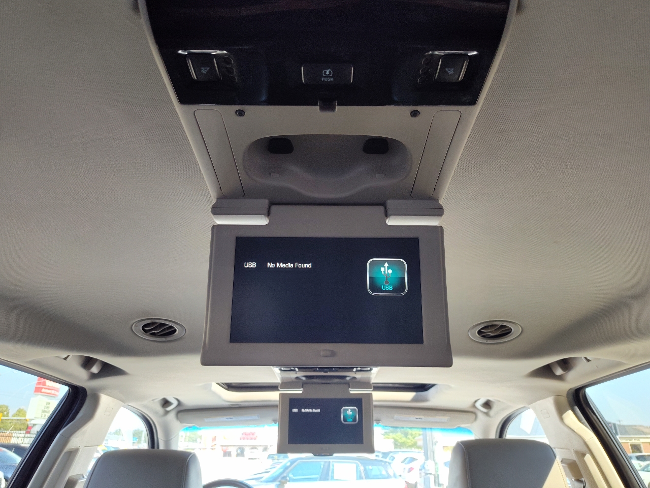 Chevrolet Suburban LT 2WD 2016