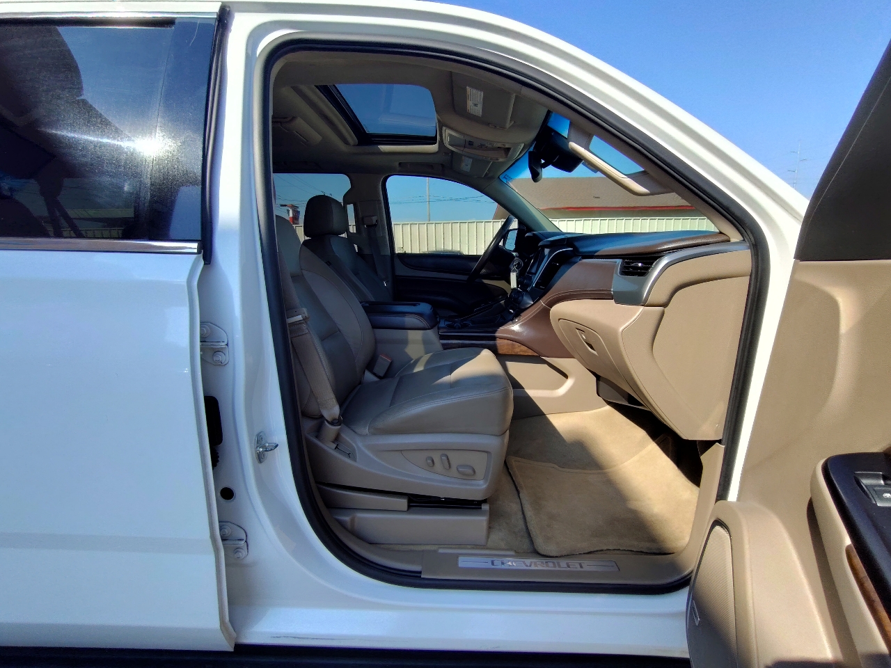 Chevrolet Suburban LT 2WD 2016