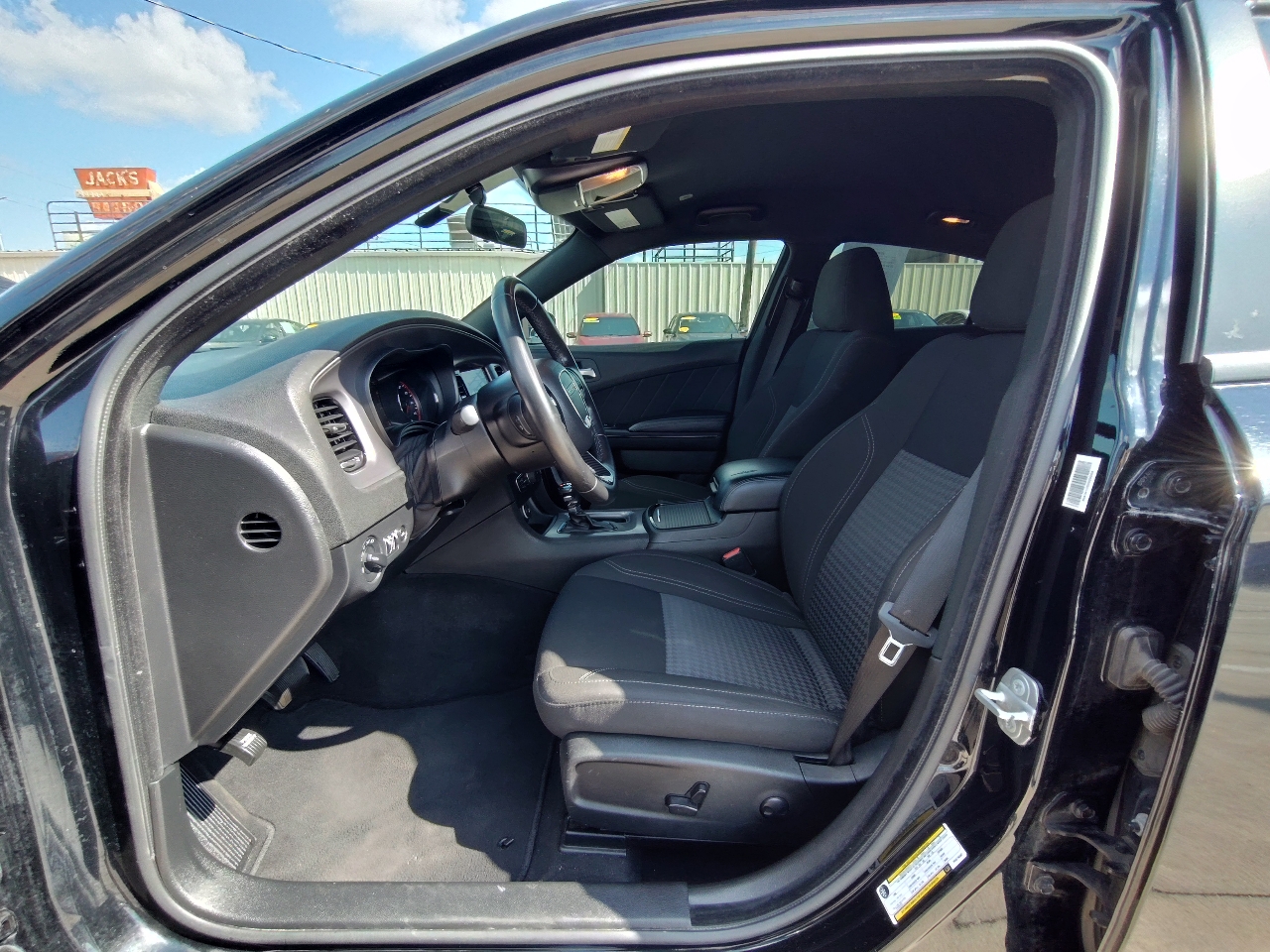 Dodge Charger SXT 4D Sedan 2023