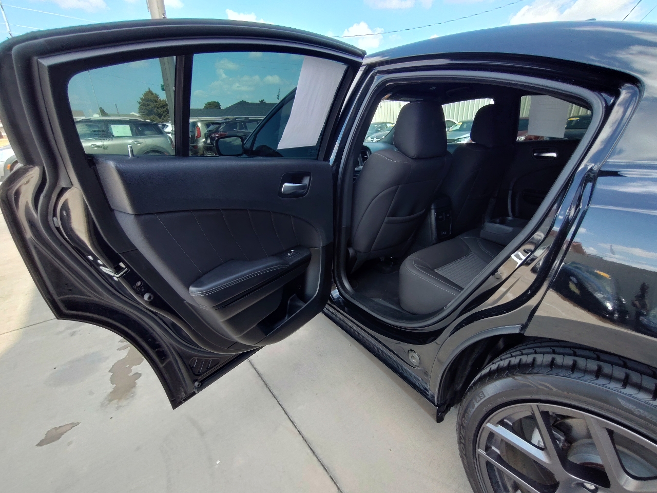 Dodge Charger SXT 4D Sedan 2023