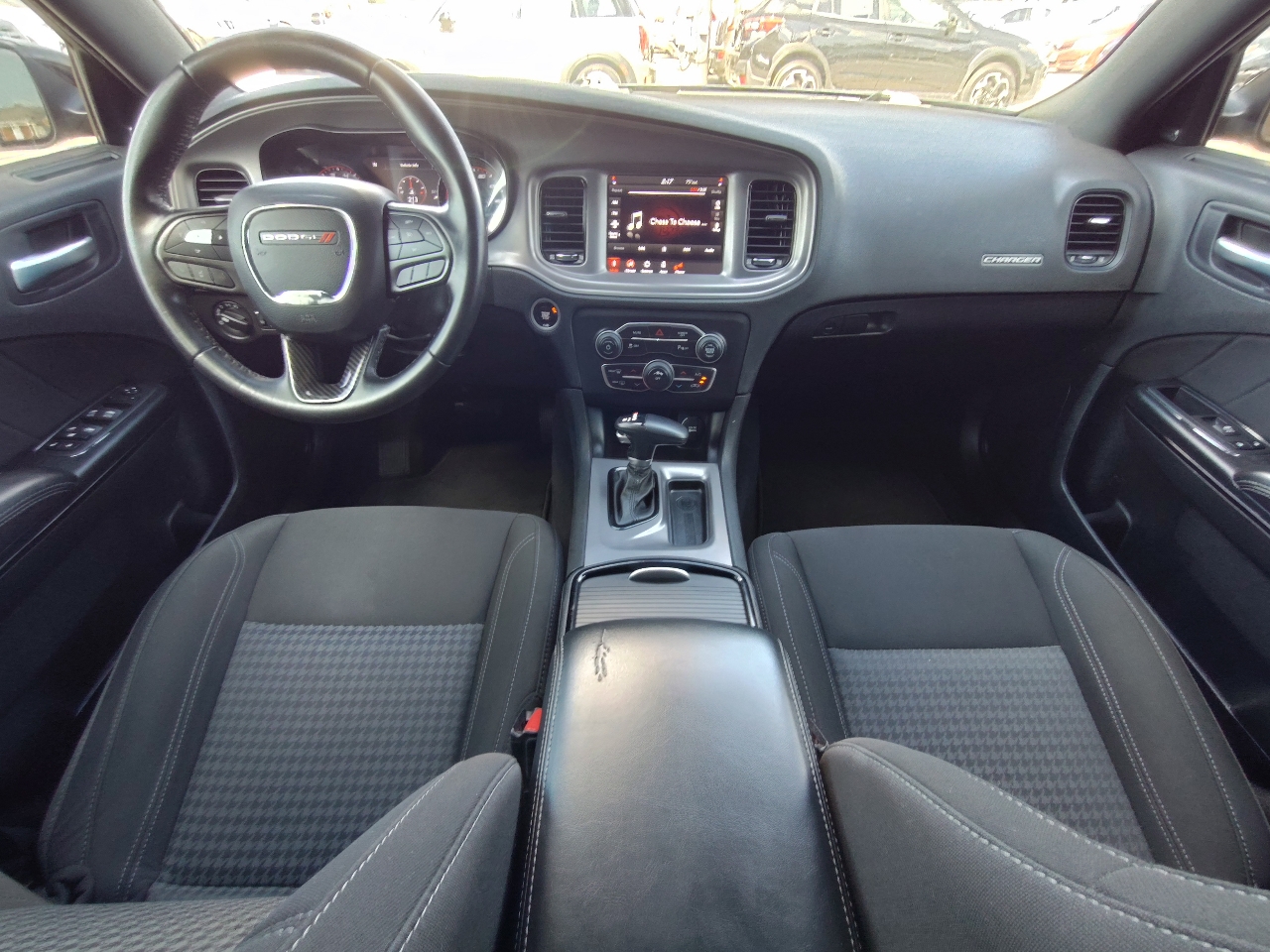 Dodge Charger SXT 4D Sedan 2023