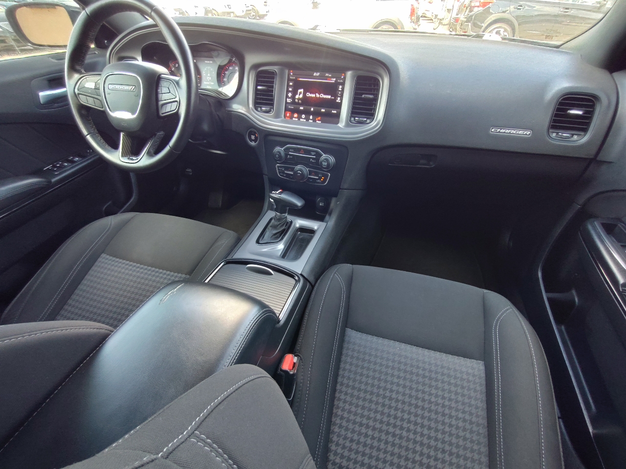 Dodge Charger SXT 4D Sedan 2023