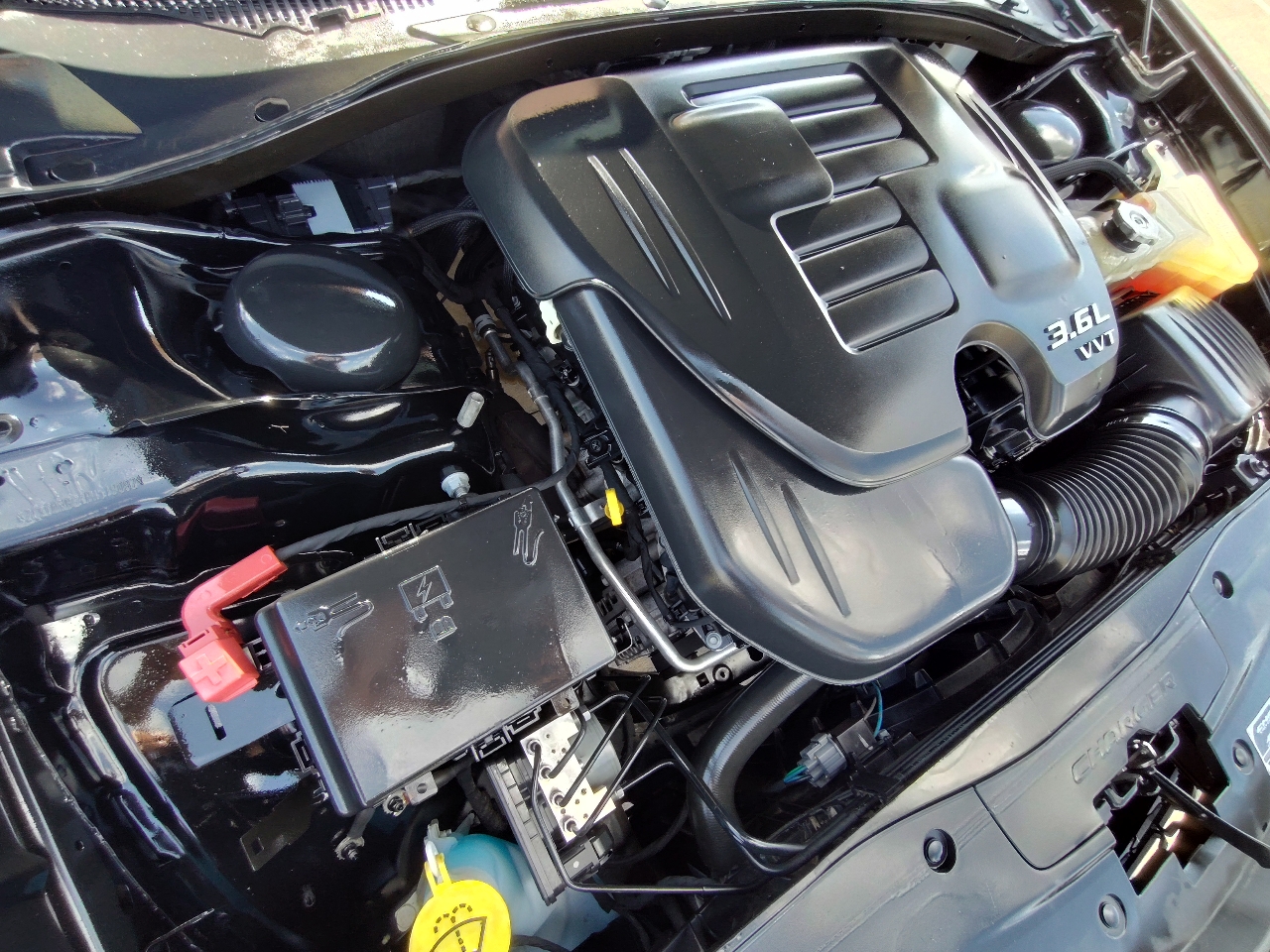 Dodge Charger SXT 4D Sedan 2023