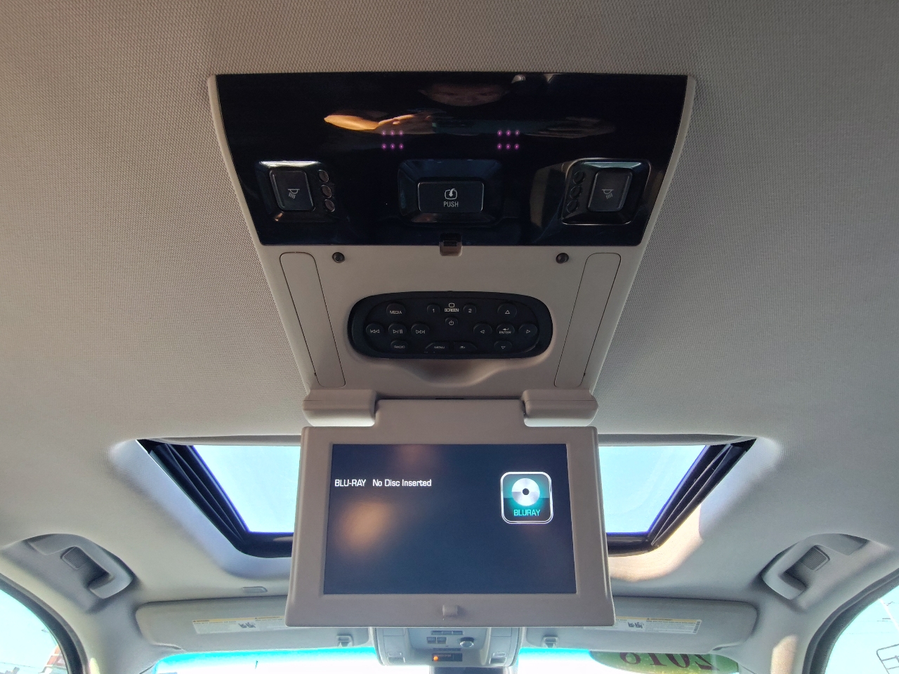 Chevrolet Tahoe  2018