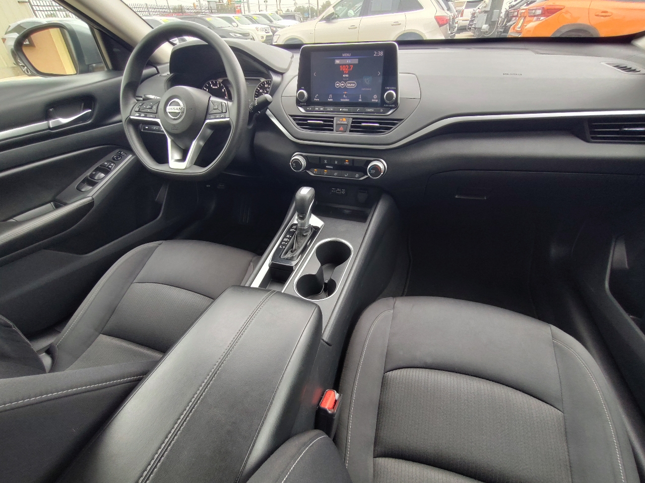 Nissan Altima 2.5 SV Sedan 2022