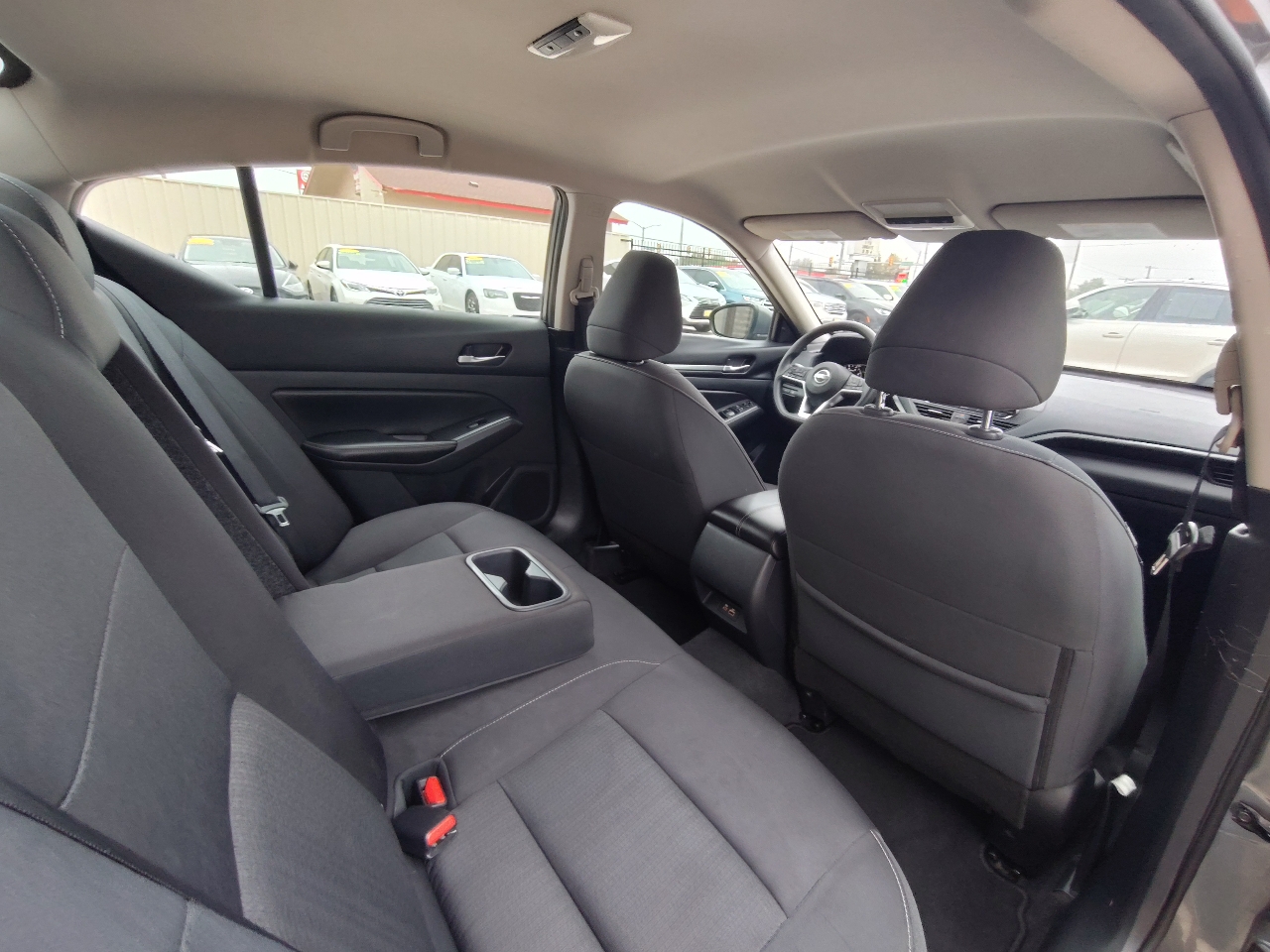 Nissan Altima 2.5 SV Sedan 2022