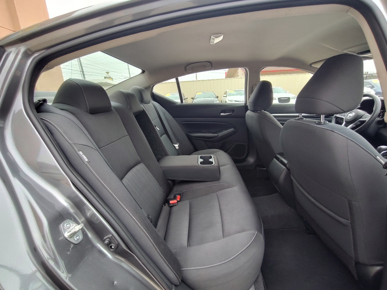 Nissan Altima 2.5 SV Sedan 2022