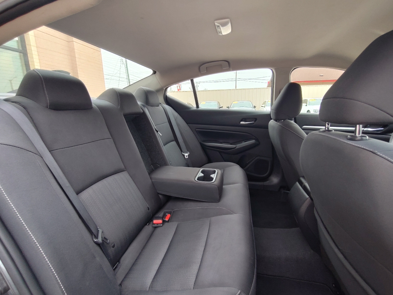 Nissan Altima 2.5 SV Sedan 2022