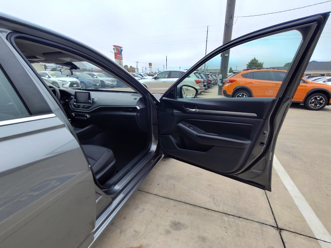 Nissan Altima 2.5 SV Sedan 2022