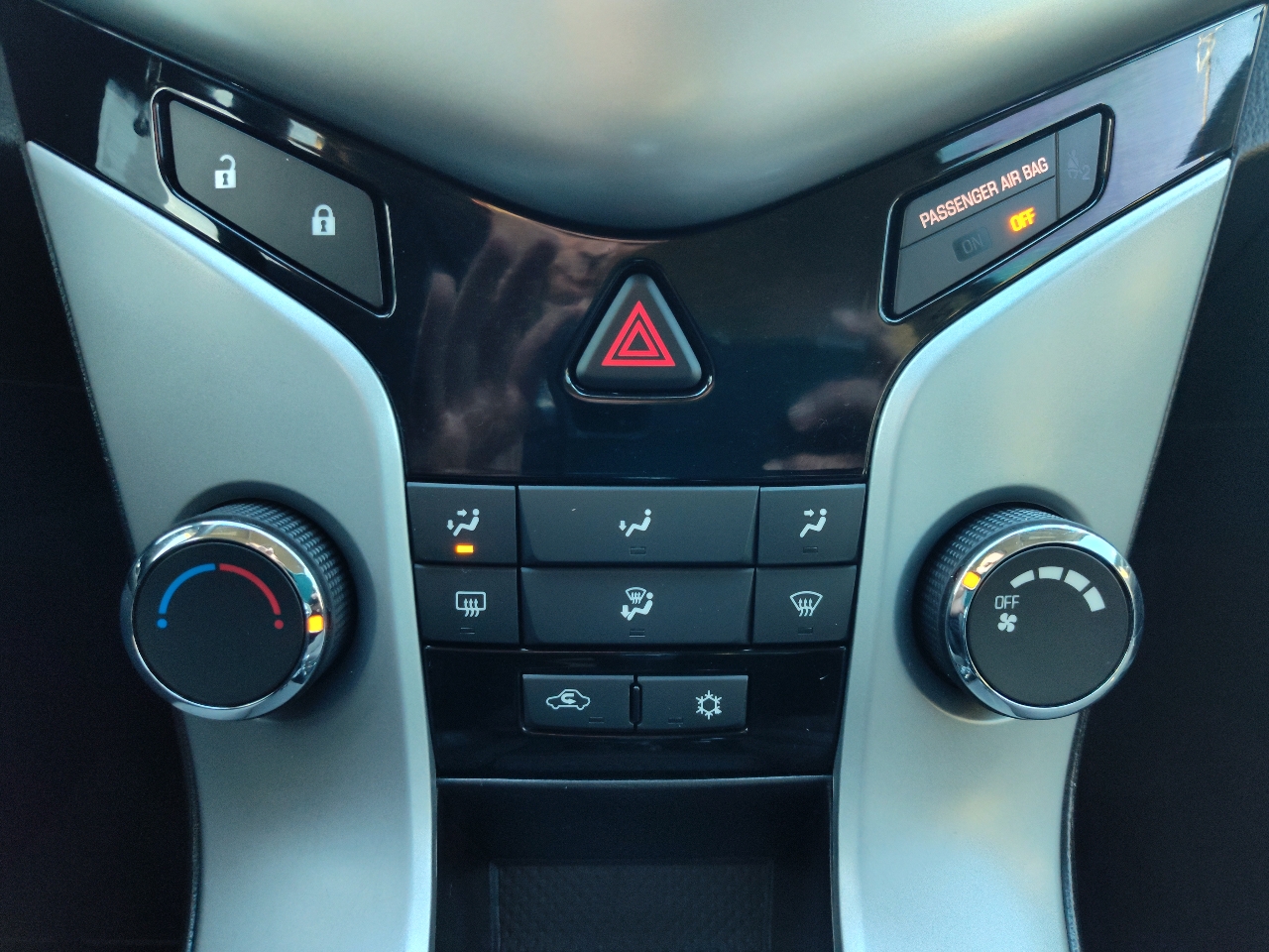 Chevrolet Cruze 1LT 2012