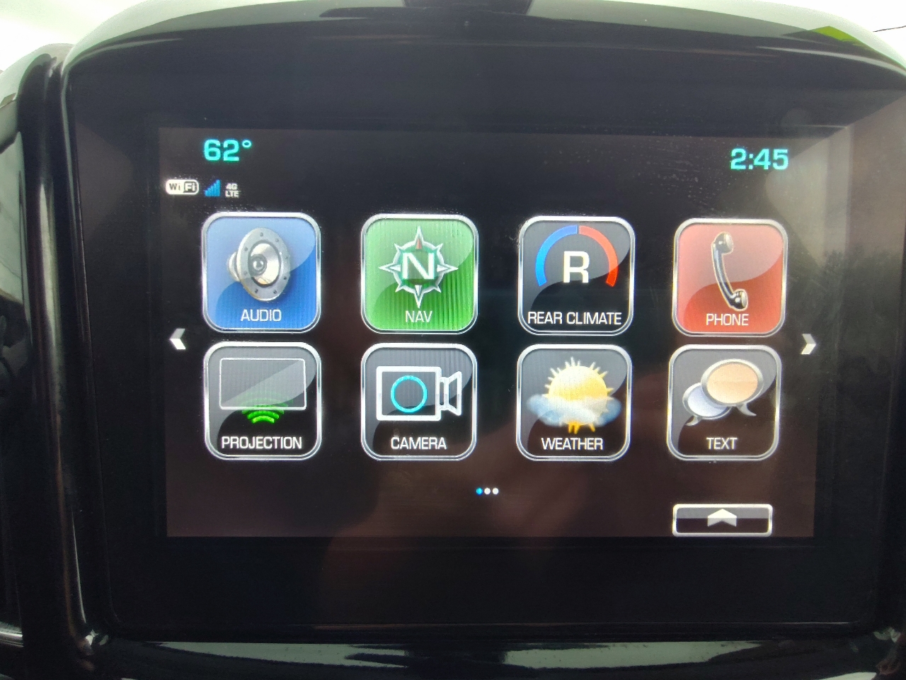 Chevrolet Traverse Premier 4D SUV FWD 2018