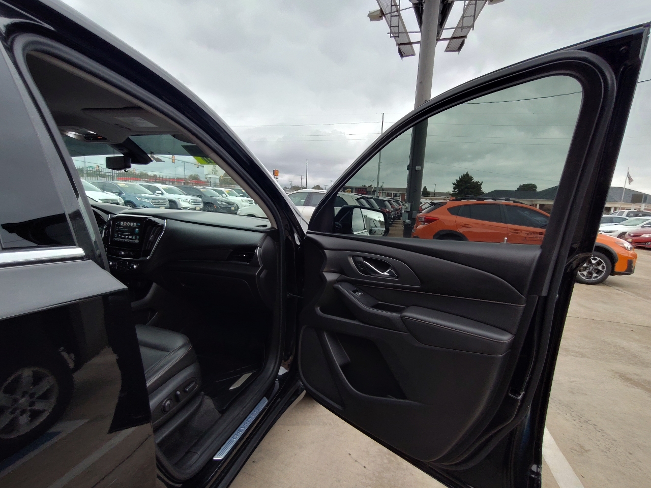 Chevrolet Traverse Premier 4D SUV FWD 2018