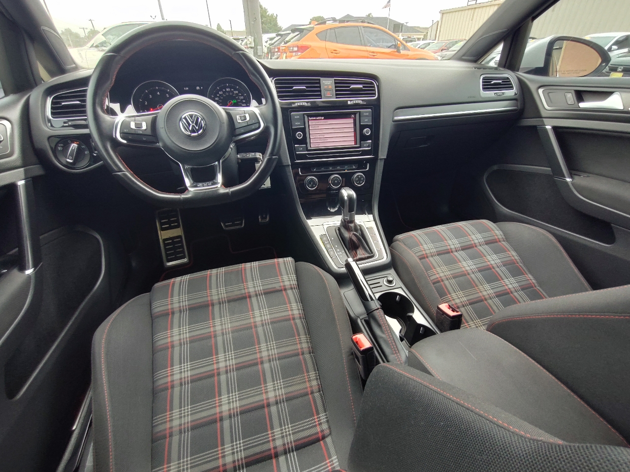 Volkswagen Golf GTI 2.0T 4-Door S DSG 2018