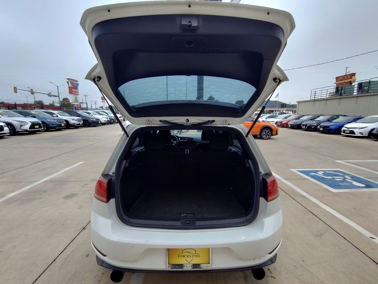 Volkswagen Golf GTI 2.0T 4-Door S DSG 2018