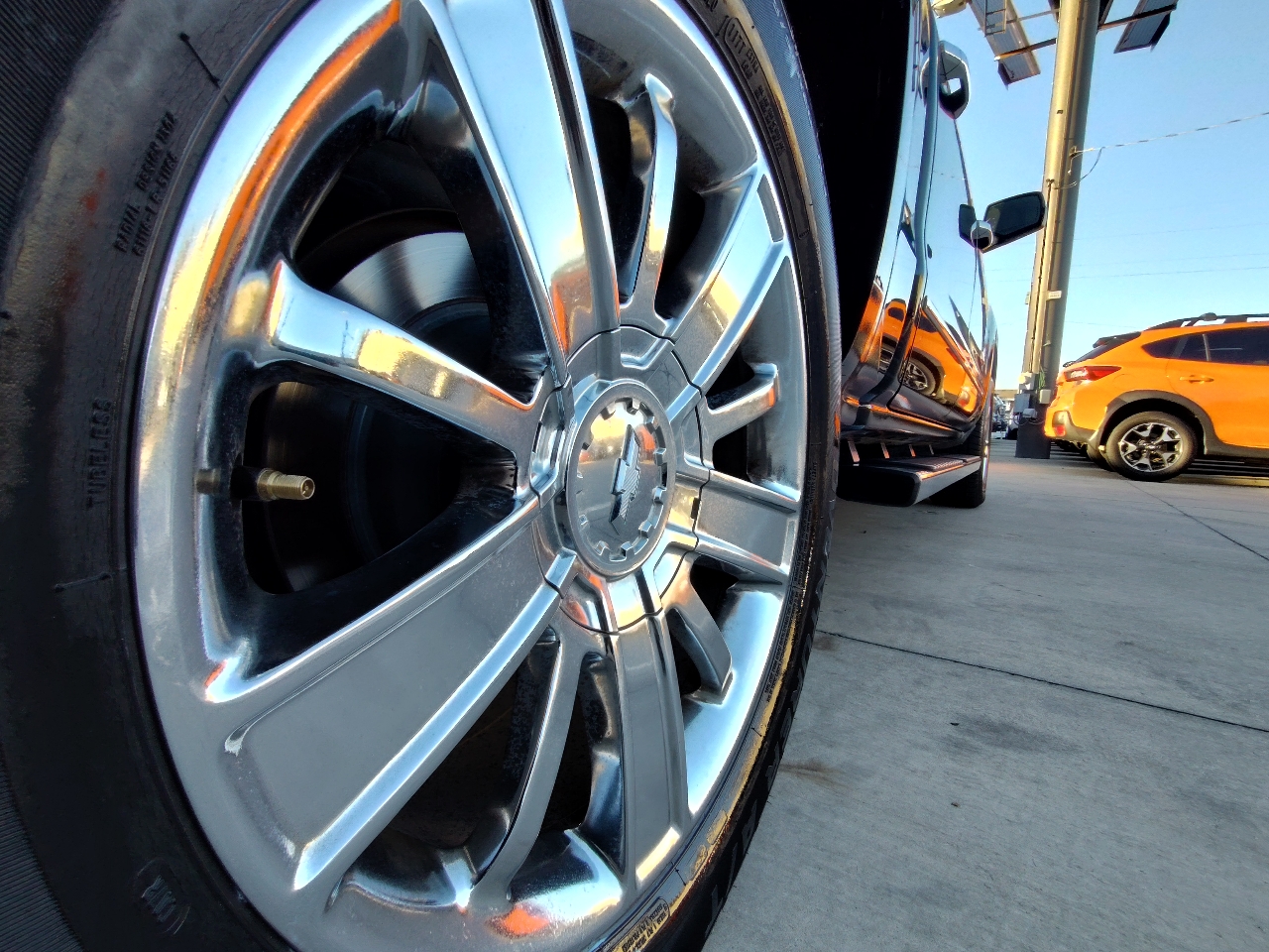 Chevrolet Silverado 1500 High Country Crew Cab 2WD 2014