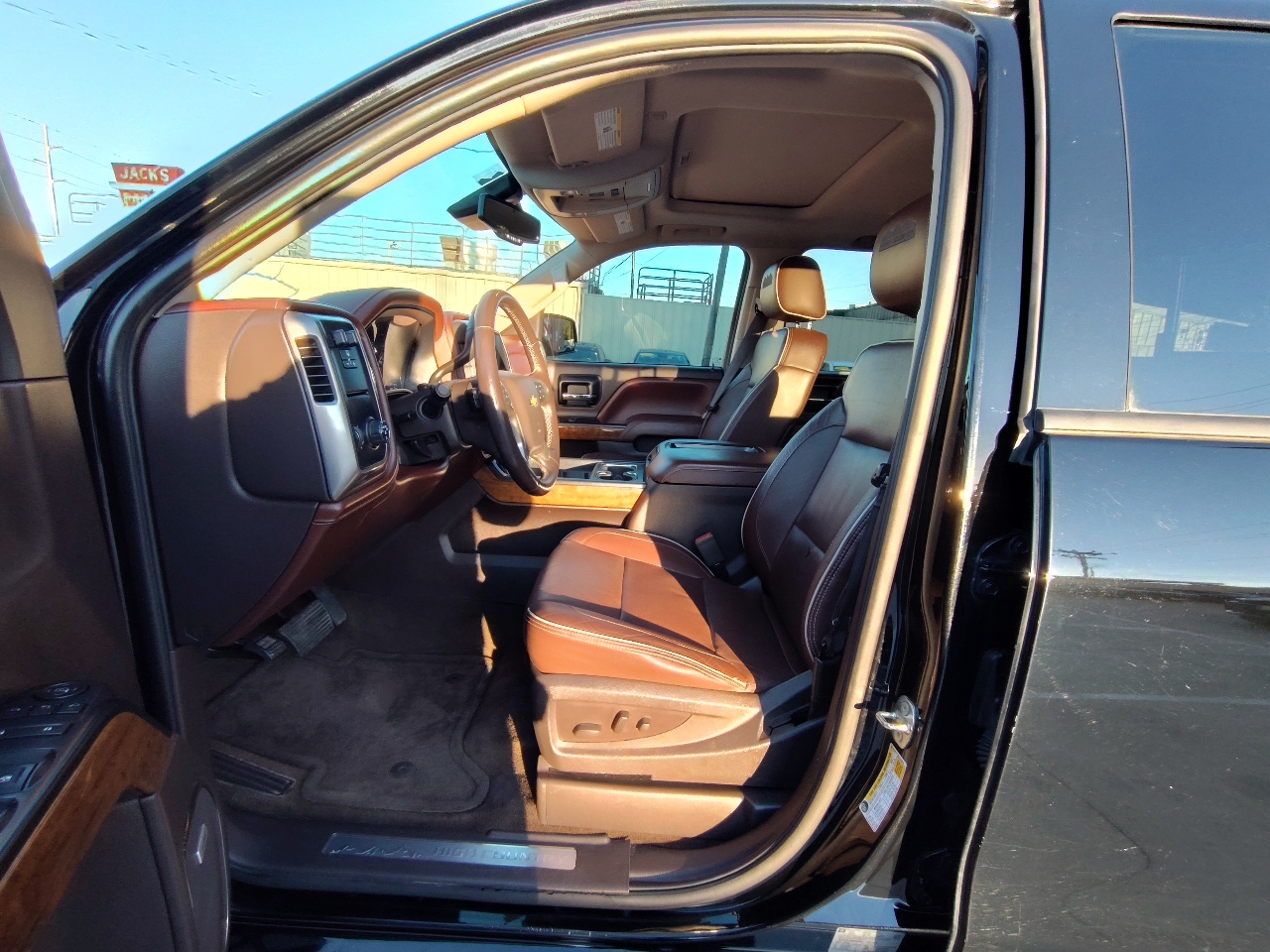 Chevrolet Silverado 1500 High Country Crew Cab 2WD 2014