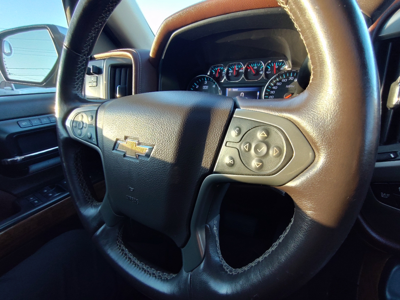 Chevrolet Silverado 1500 High Country Crew Cab 2WD 2014