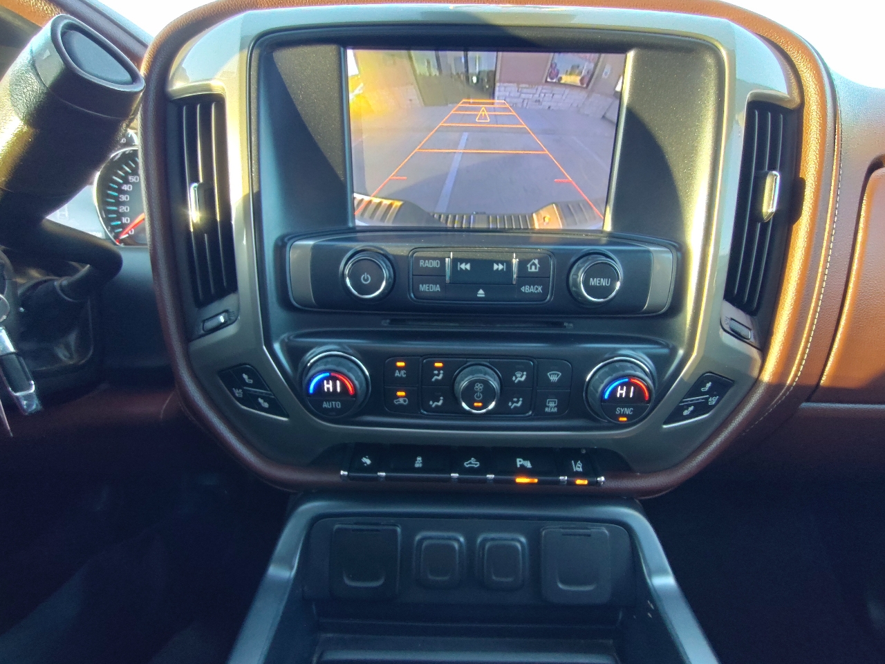 Chevrolet Silverado 1500 High Country Crew Cab 2WD 2014