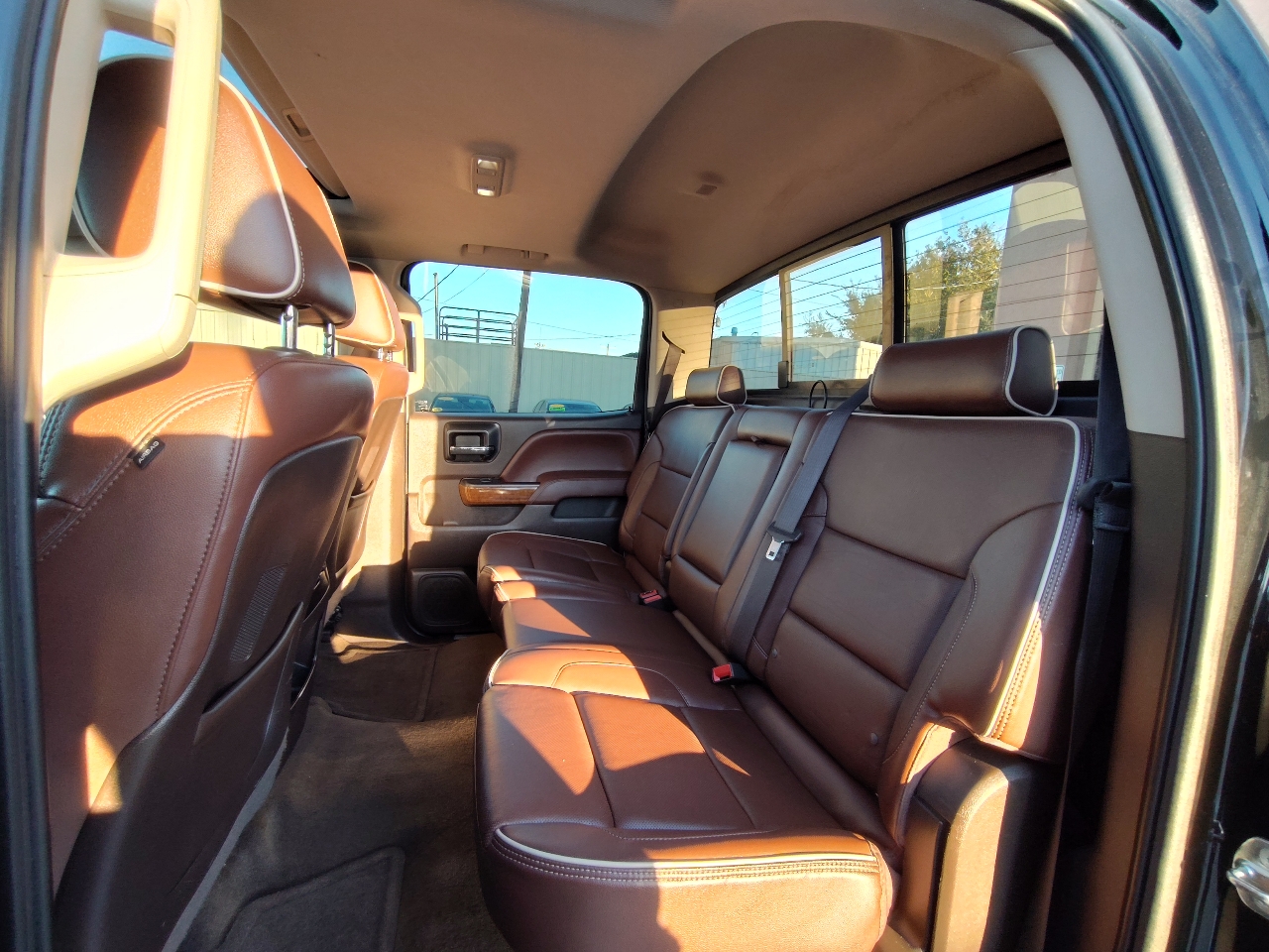 Chevrolet Silverado 1500 High Country Crew Cab 2WD 2014