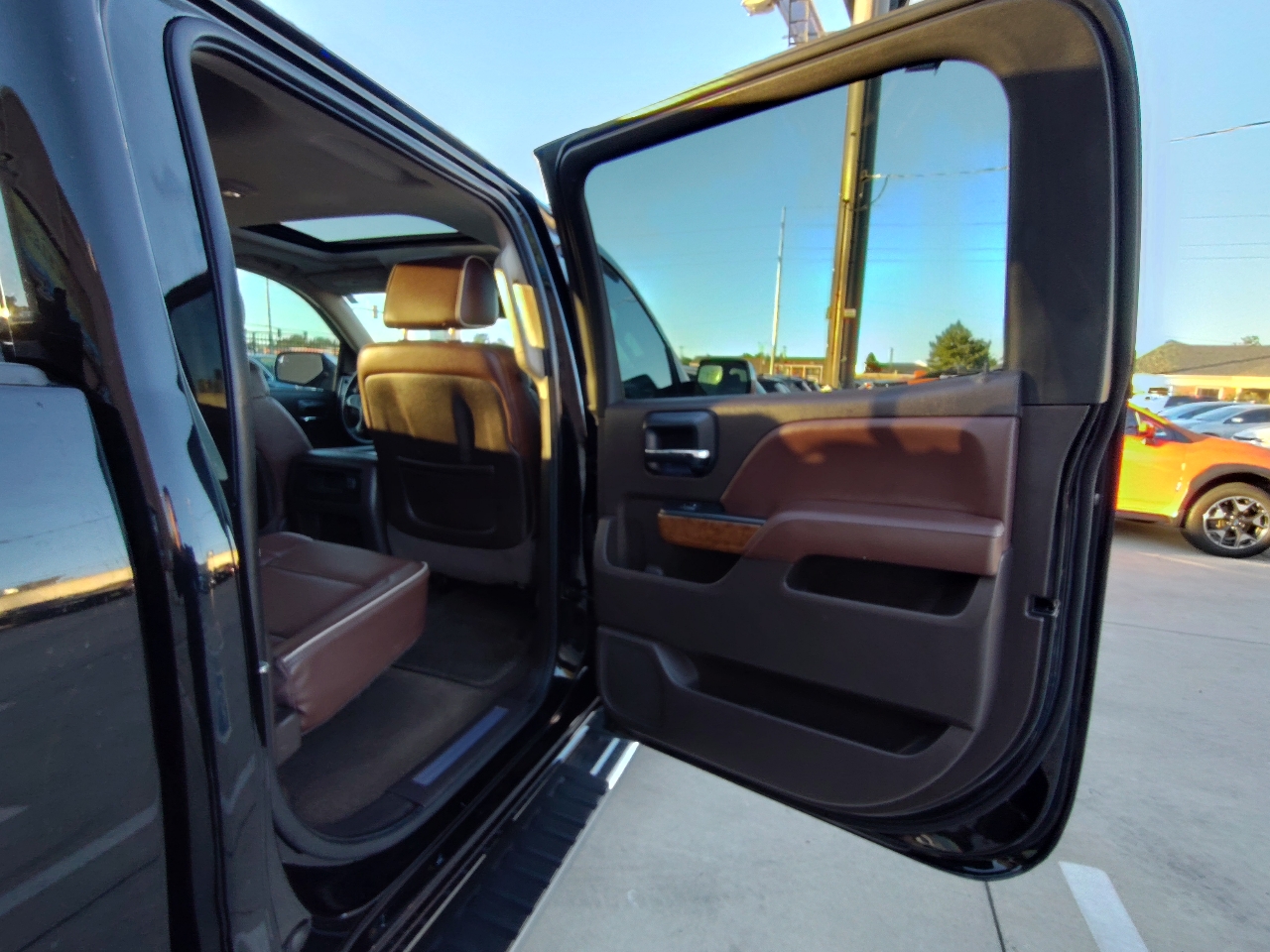 Chevrolet Silverado 1500 High Country Crew Cab 2WD 2014