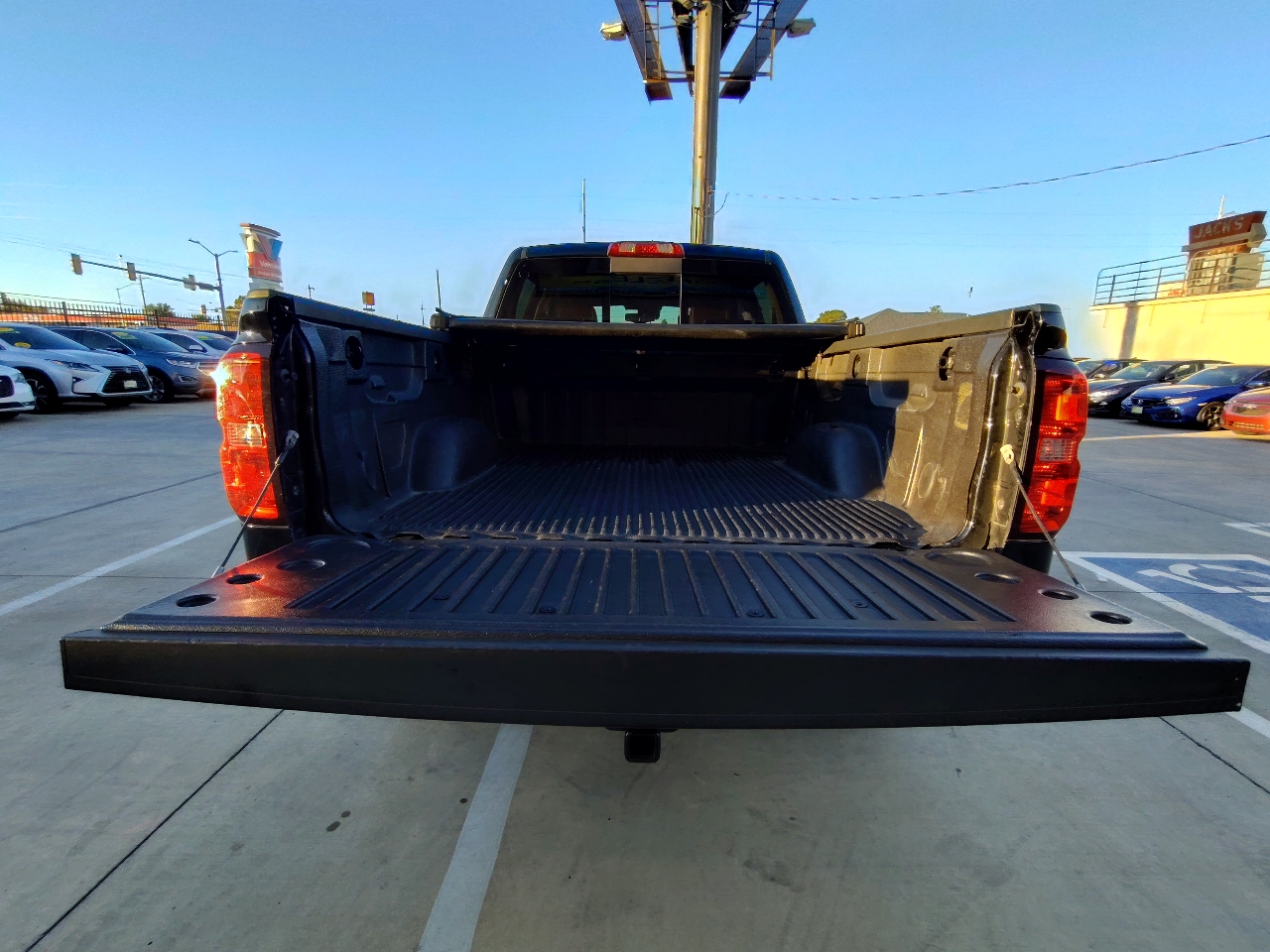 Chevrolet Silverado 1500 High Country Crew Cab 2WD 2014