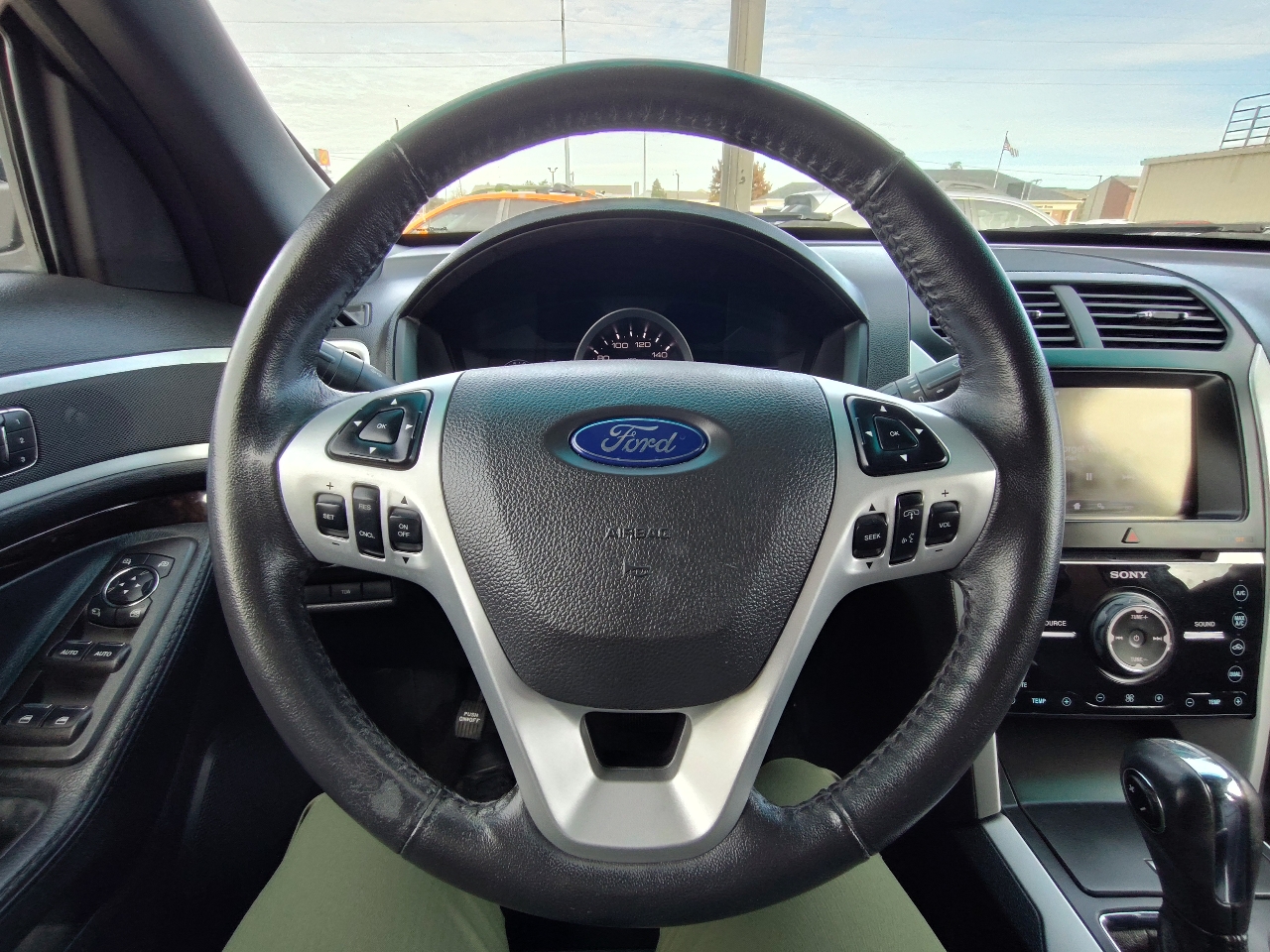 Ford Explorer Limited FWD 2013