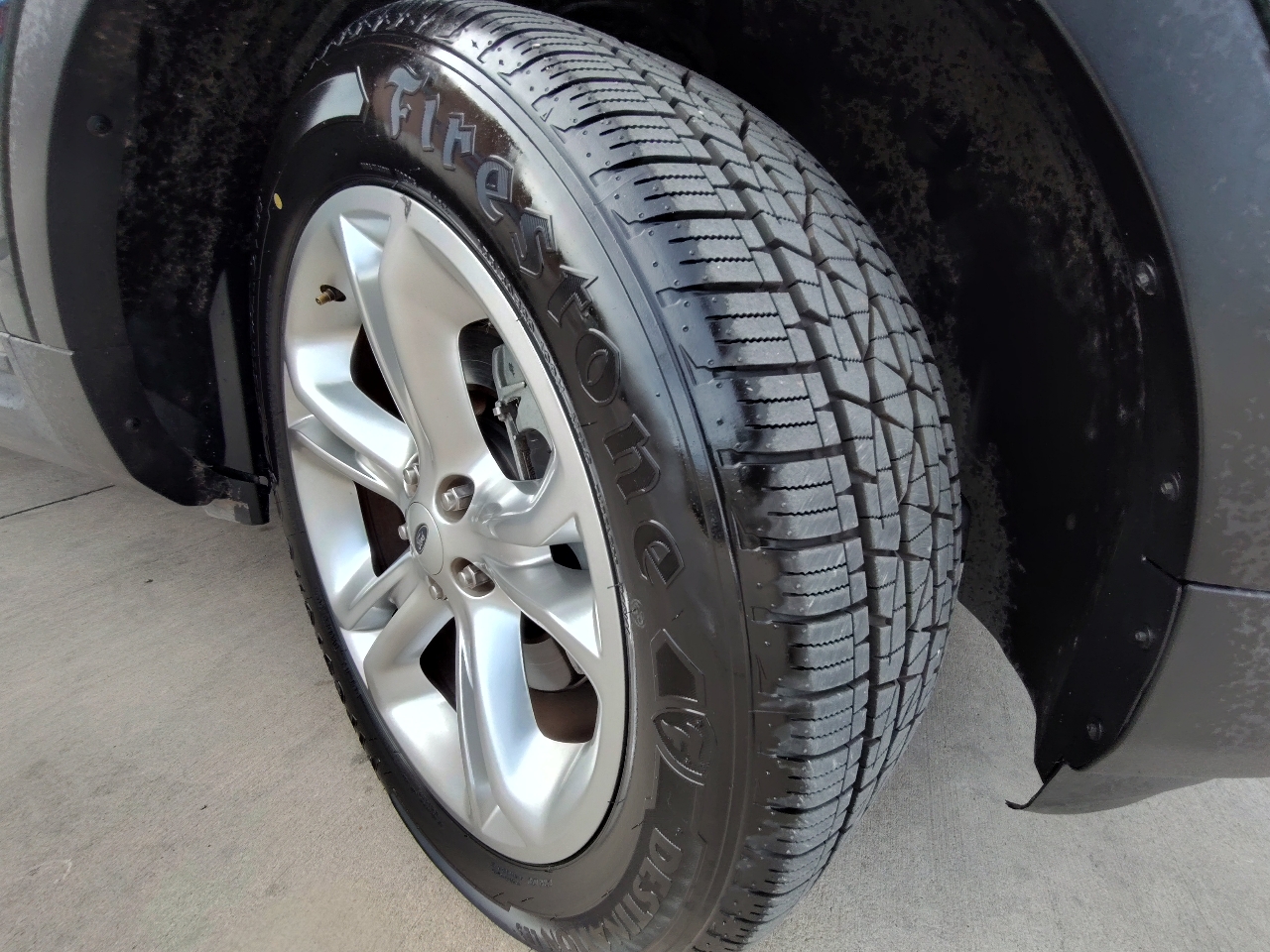 Ford Explorer Limited FWD 2013