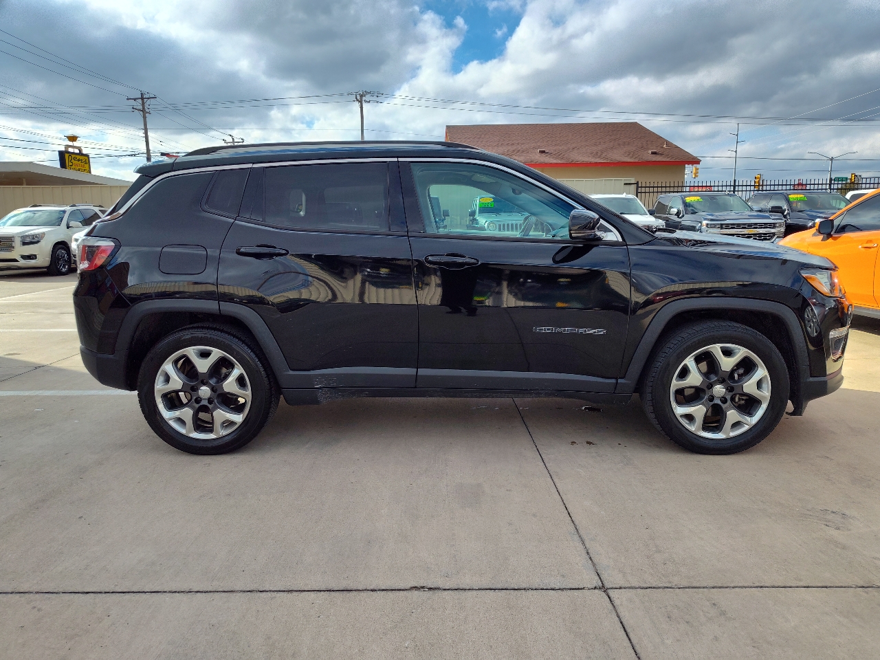 2018 Jeep Compass Limited photo 2