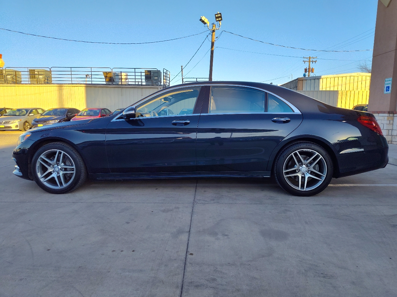 Mercedes-Benz S-Class S550 4D Sedan 4Matic 2014