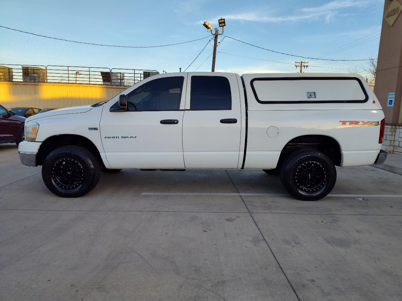 Dodge Ram 1500 SLT Quad Cab 4WD 2006