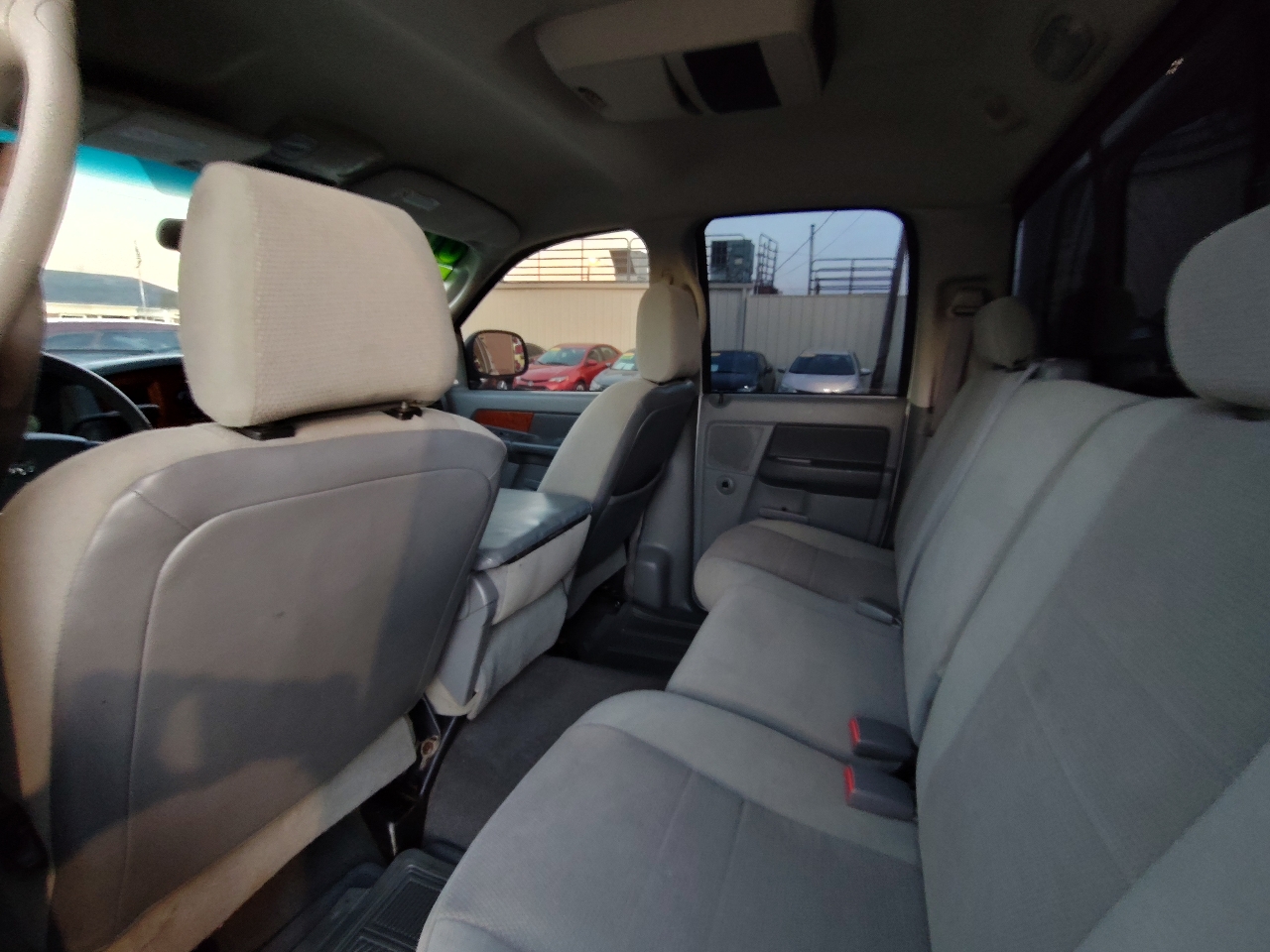 Dodge Ram 1500 SLT Quad Cab 4WD 2006