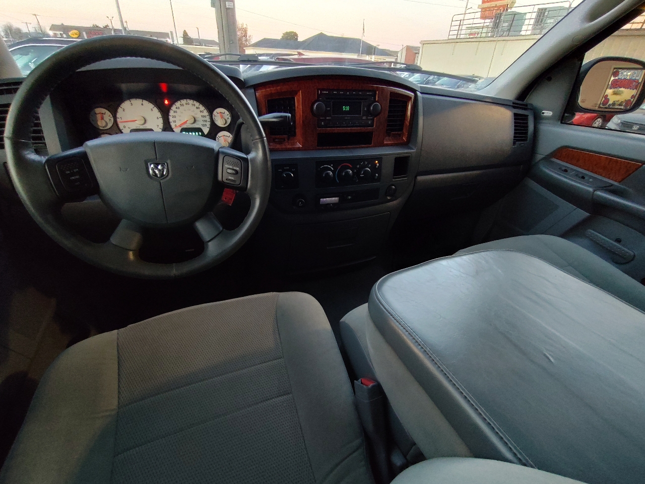 Dodge Ram 1500 SLT Quad Cab 4WD 2006