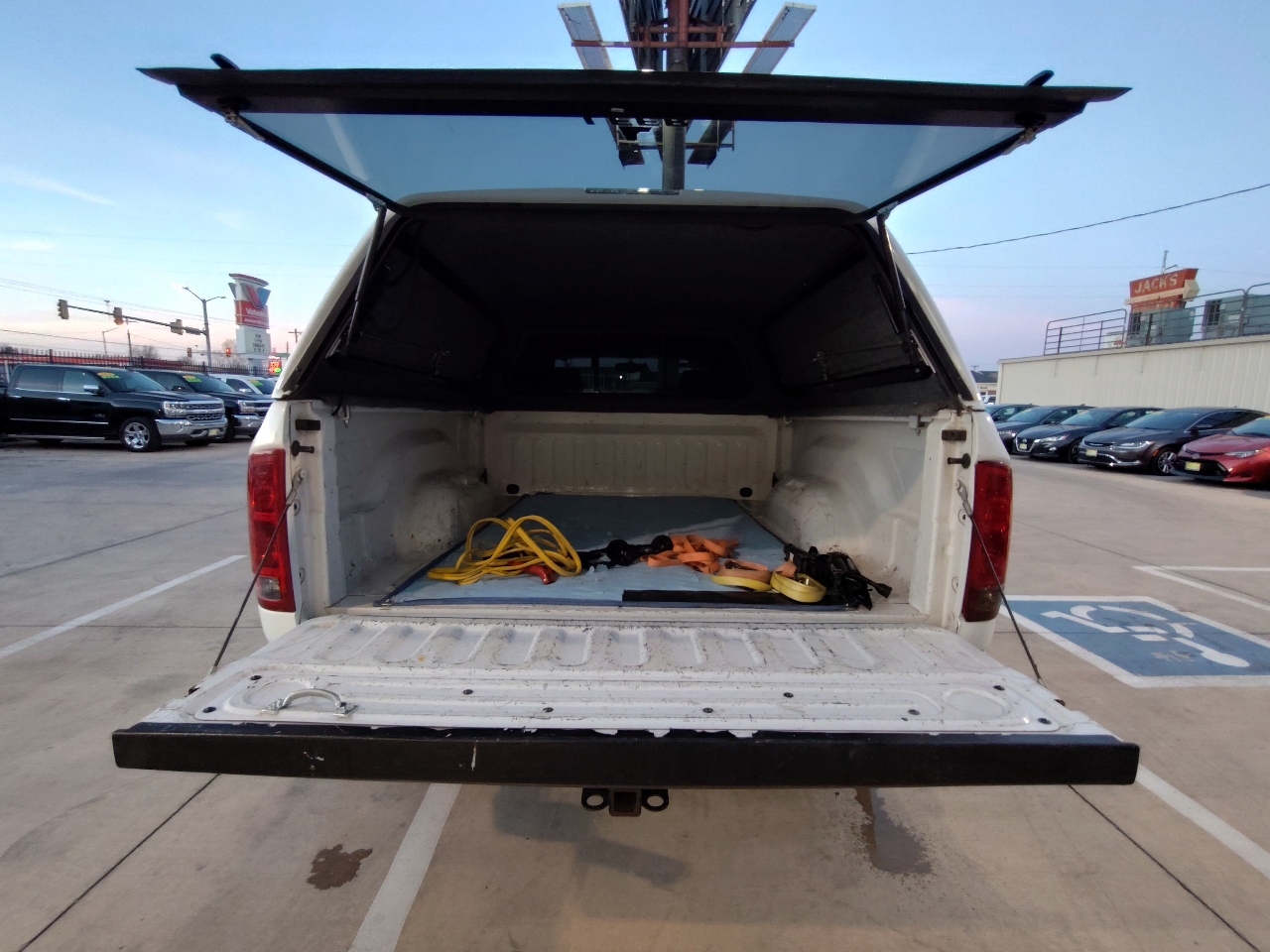 Dodge Ram 1500 SLT Quad Cab 4WD 2006