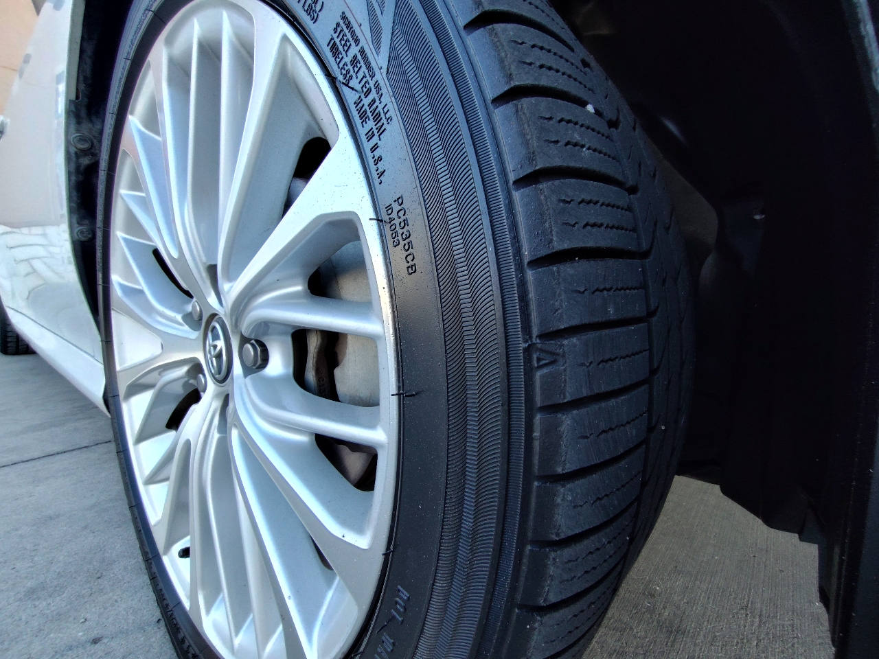 Toyota Camry Hybrid  2018