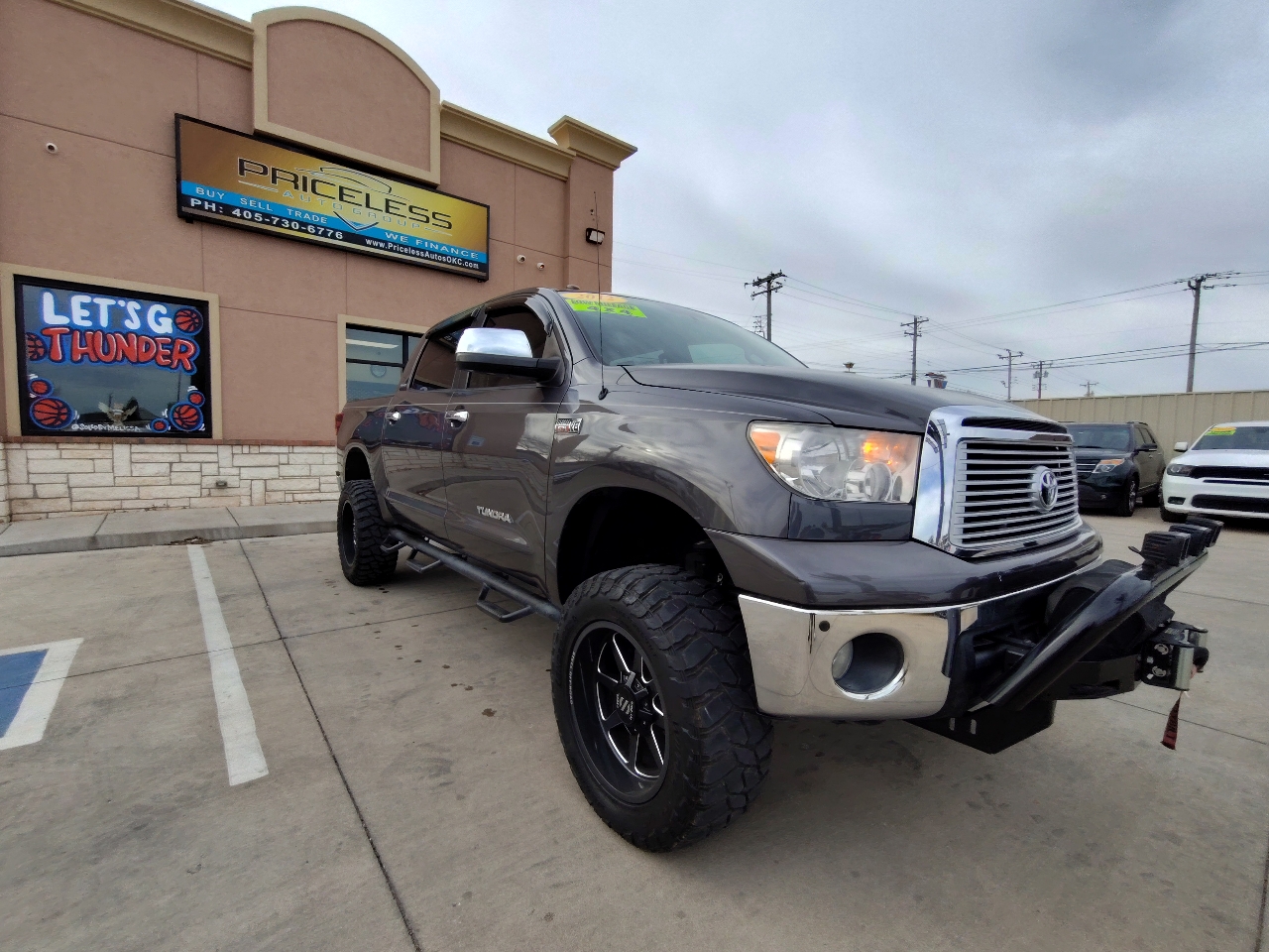 Toyota Tundra Limited 5.7L FFV CrewMax 4WD 2012