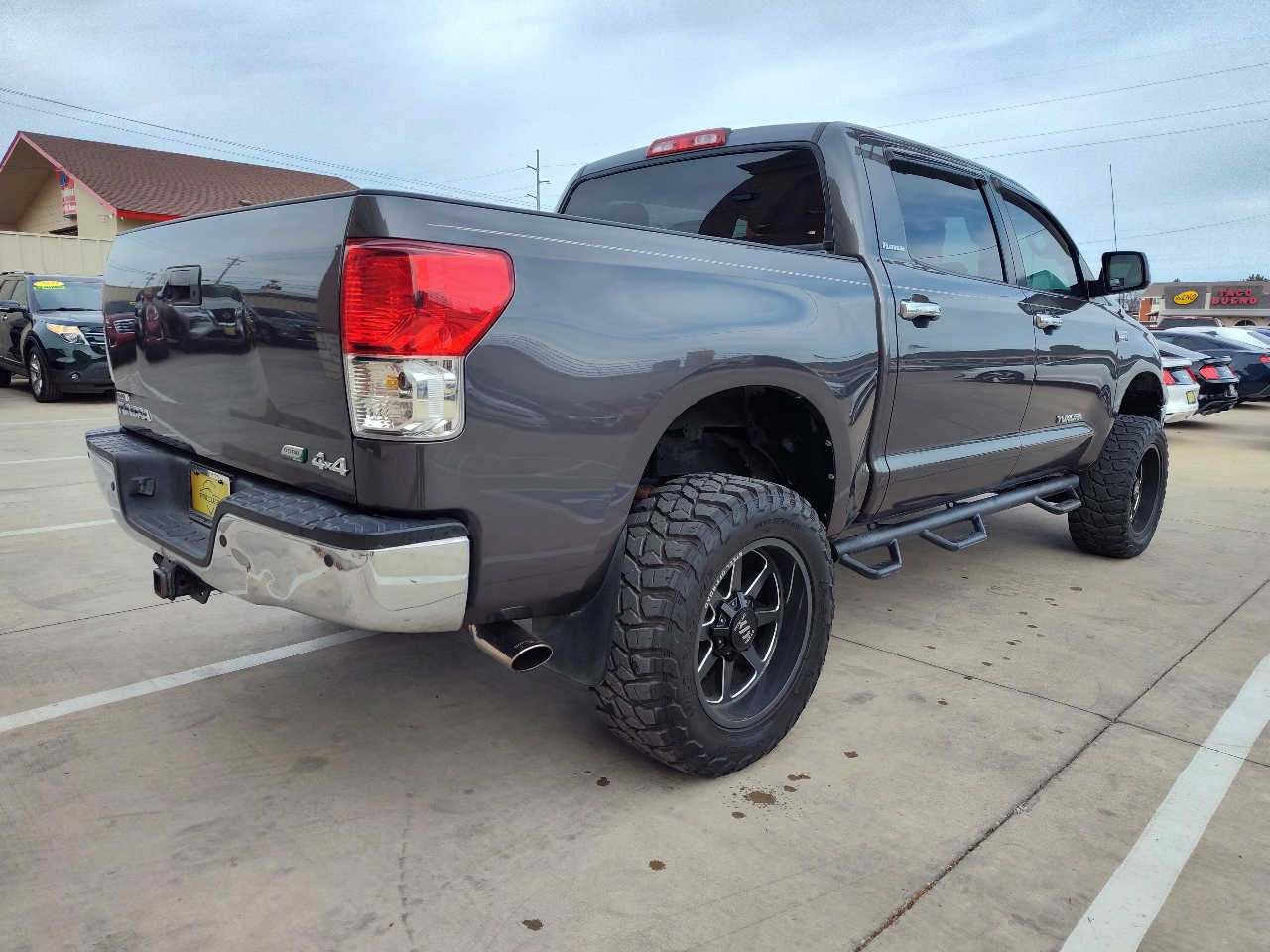 Toyota Tundra Limited 5.7L FFV CrewMax 4WD 2012