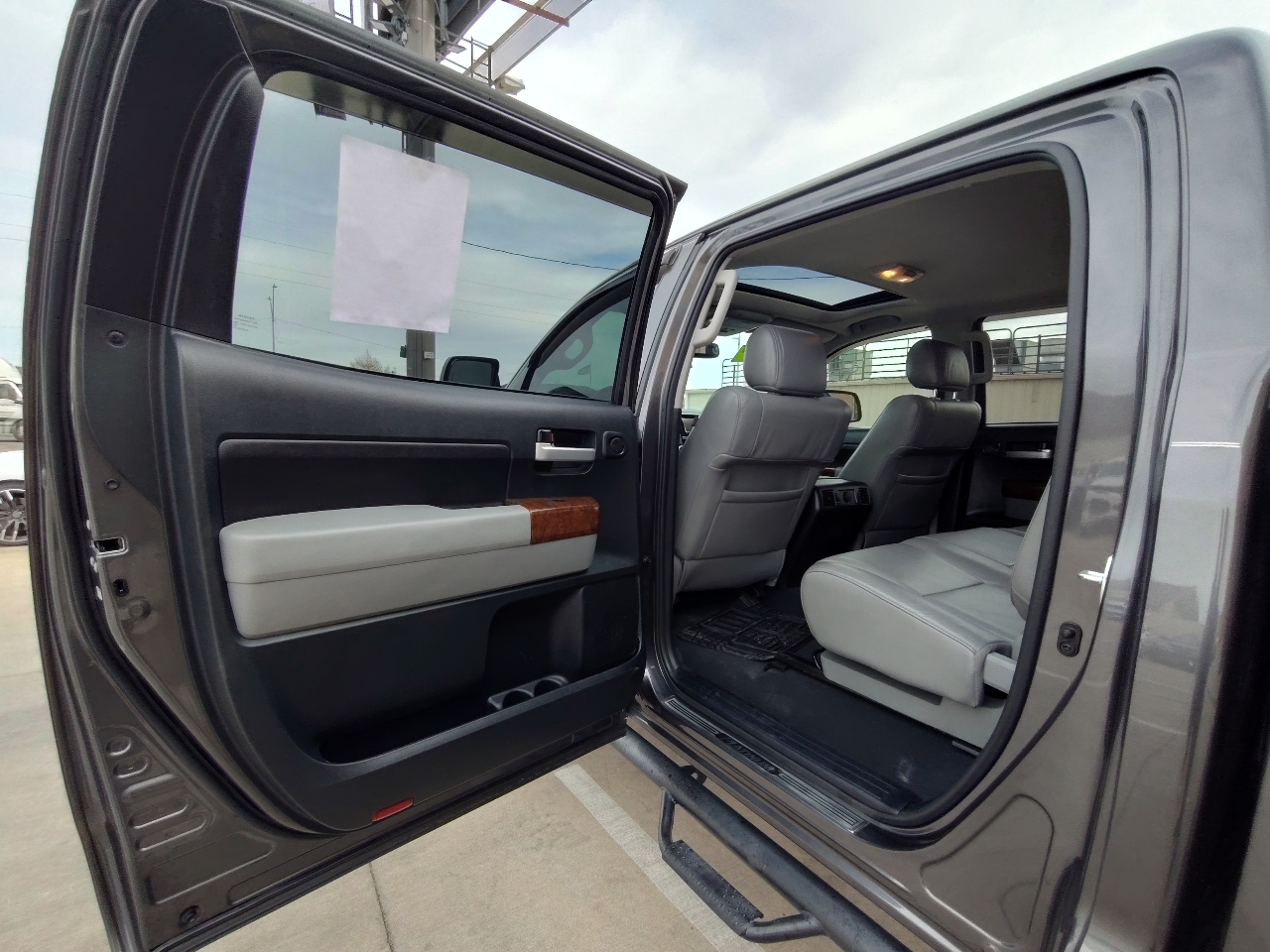 Toyota Tundra Limited 5.7L FFV CrewMax 4WD 2012