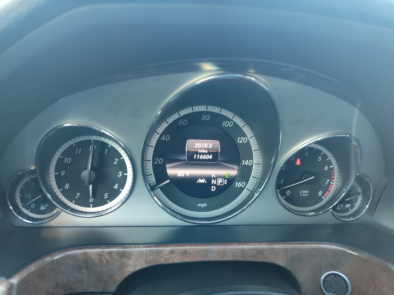 Mercedes-Benz E-Class E350 Luxury Sedan 2013