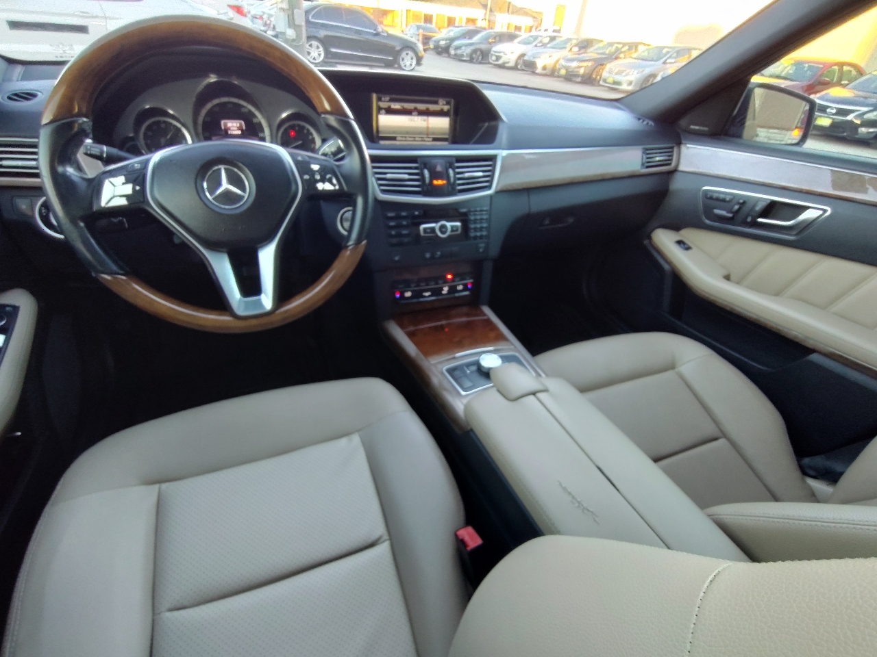 Mercedes-Benz E-Class E350 Luxury Sedan 2013