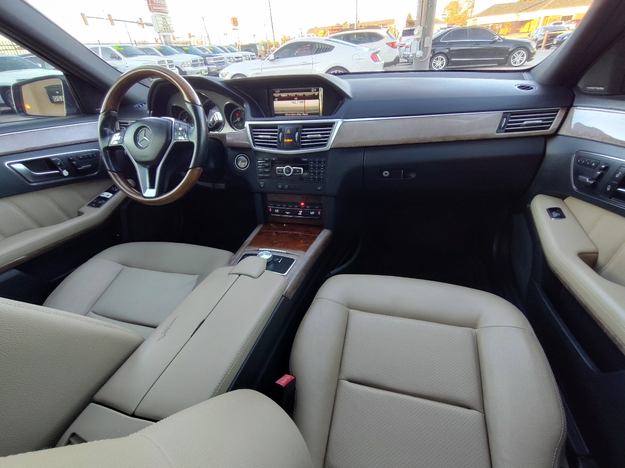 Mercedes-Benz E-Class E350 Luxury Sedan 2013