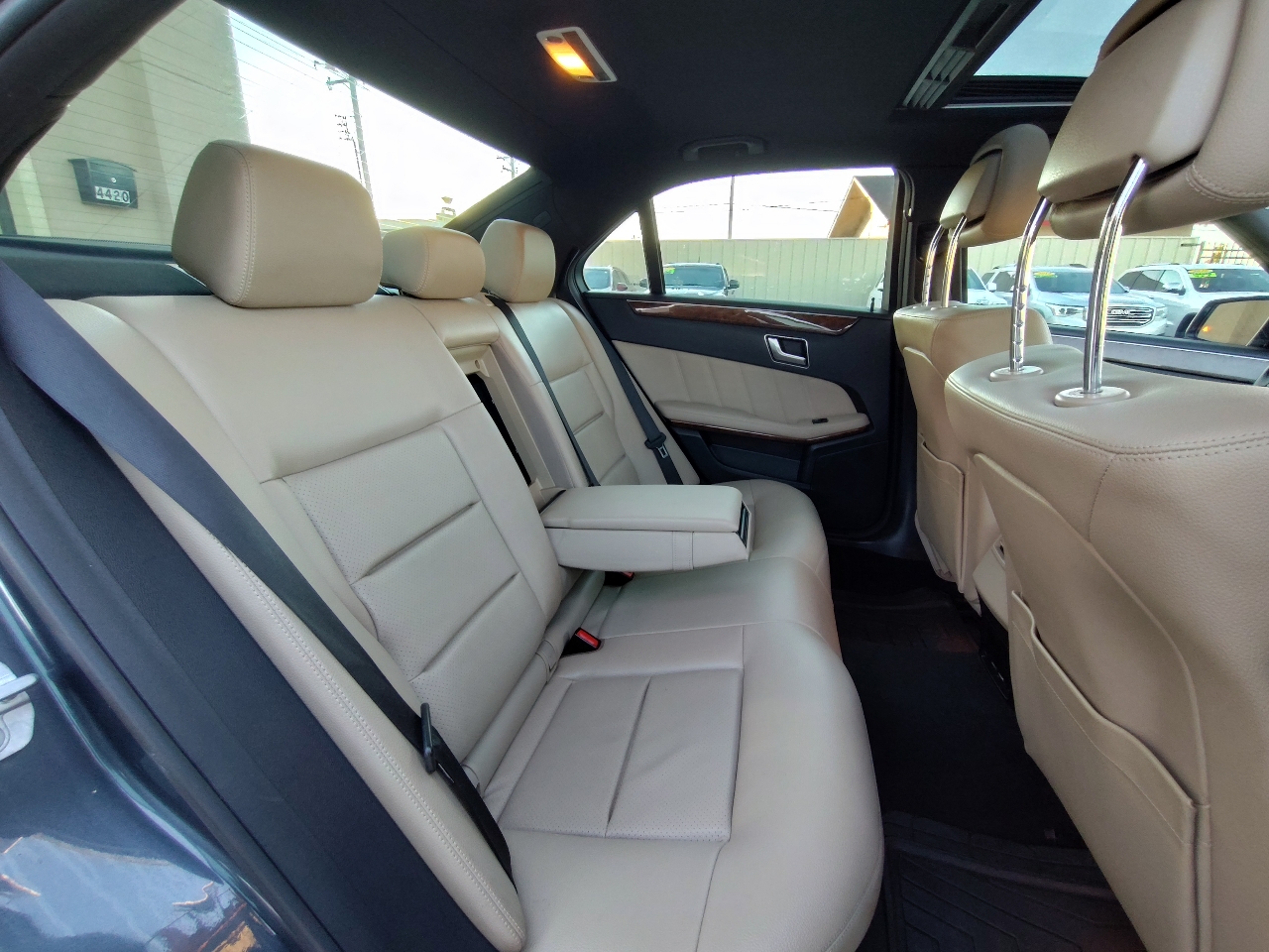 Mercedes-Benz E-Class E350 Luxury Sedan 2013