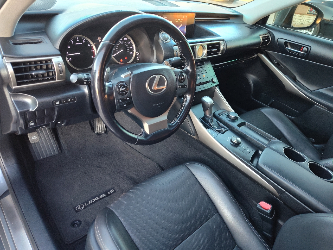 Lexus IS 250 RWD 2015
