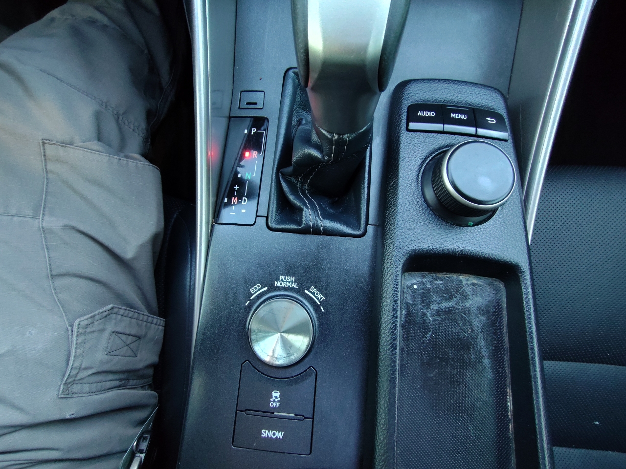 Lexus IS 250 RWD 2015