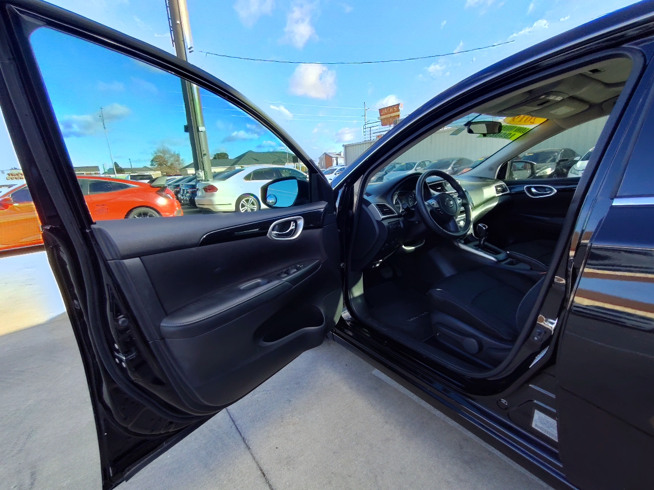 Nissan Sentra SV 4D Sedan 2019