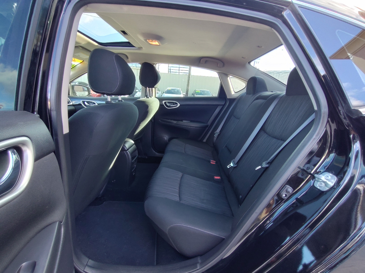 Nissan Sentra SV 4D Sedan 2019