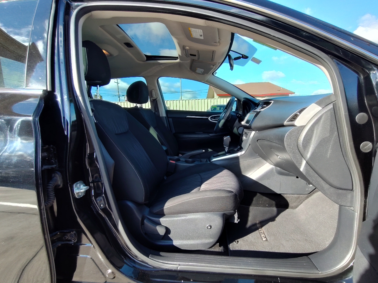 Nissan Sentra SV 4D Sedan 2019