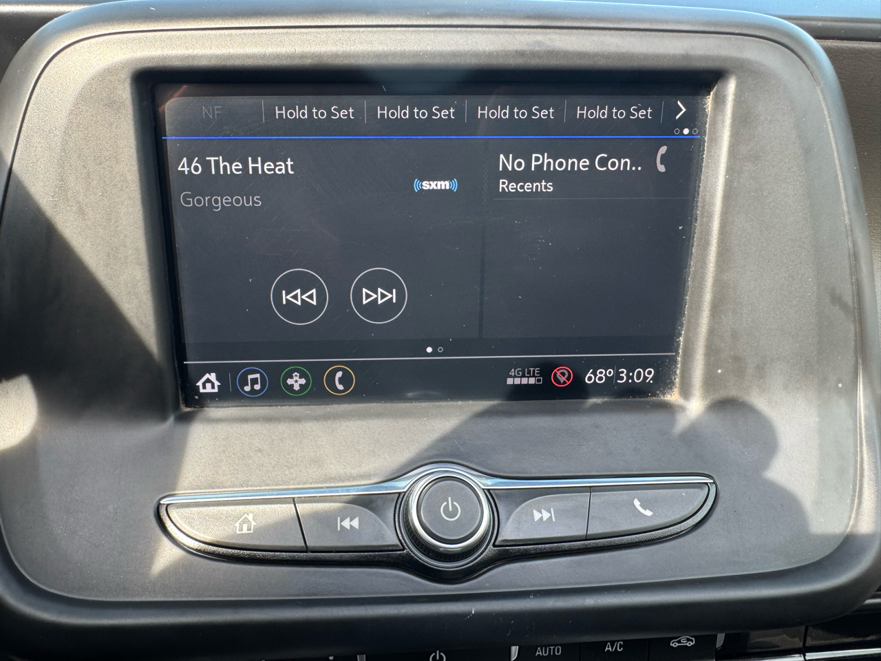 Chevrolet Camaro  2020