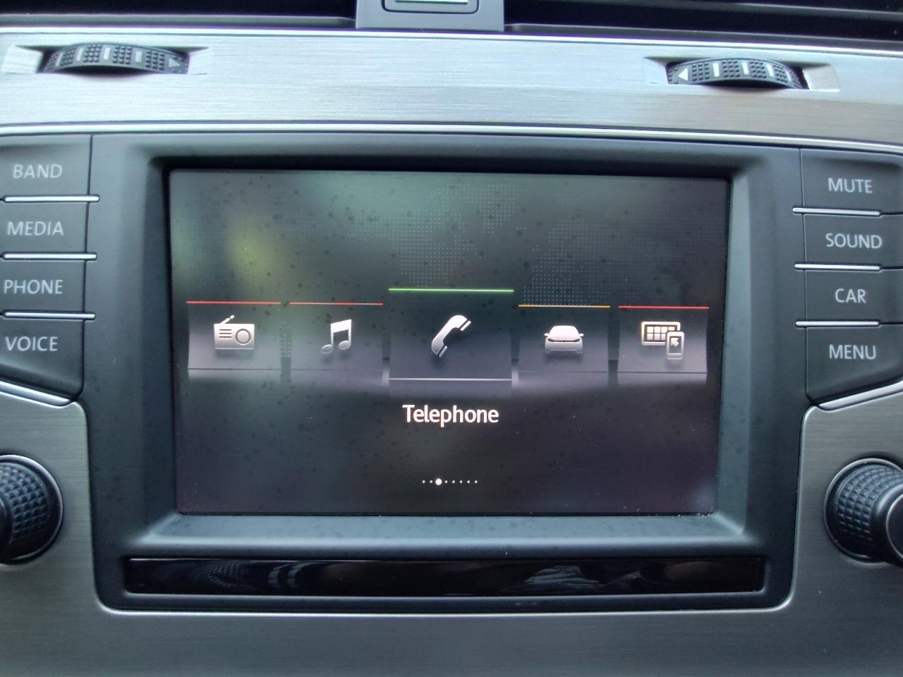 Volkswagen Golf  2016