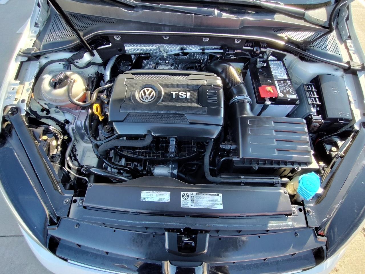 Volkswagen Golf  2016