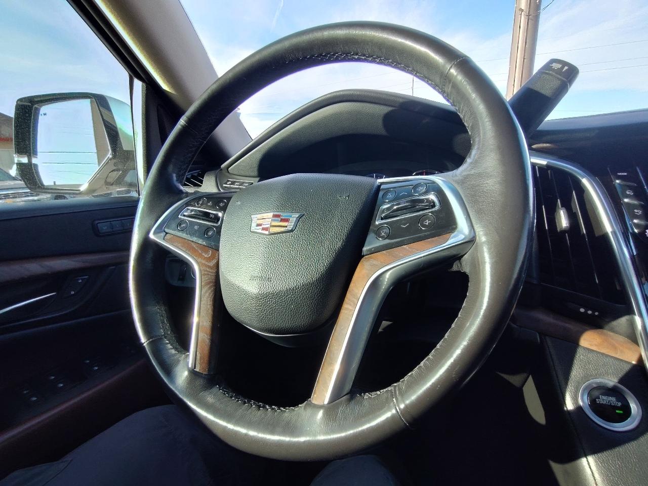 Cadillac Escalade Luxury 4D SUV RWD 2019